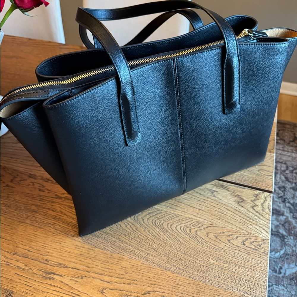 Freya Black Shoulder Bag